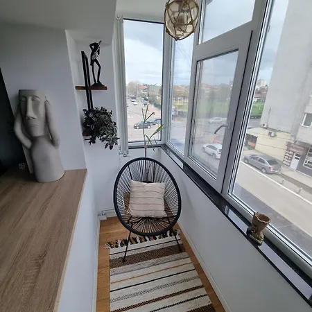 Cozy & Woody Appartement Constanţa